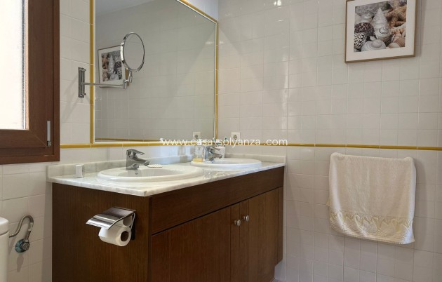 Resale - Apartment / flat - Punta Prima - Costa Blanca