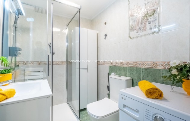 Resale - Apartment / flat - Torrevieja - La Mata
