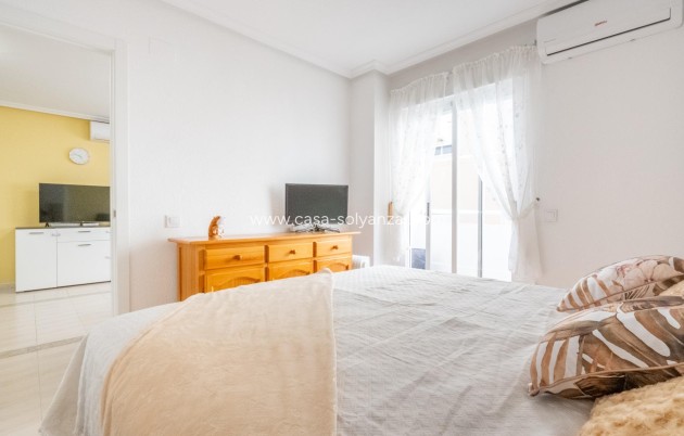Resale - Apartment / flat - Torrevieja - La Mata