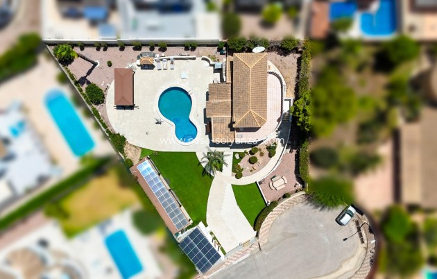 Resale - Villa - Torrevieja - El chaparral