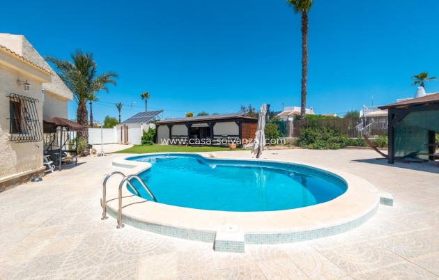 Resale - Villa - Torrevieja - El chaparral
