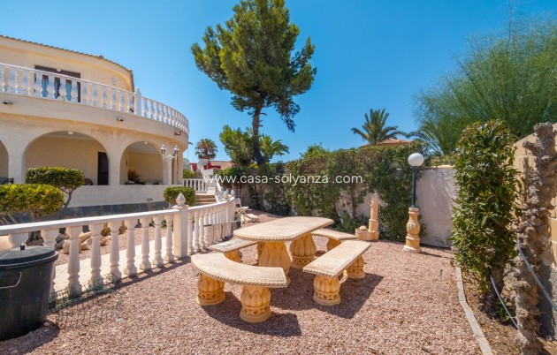 Resale - Villa - Torrevieja - El chaparral