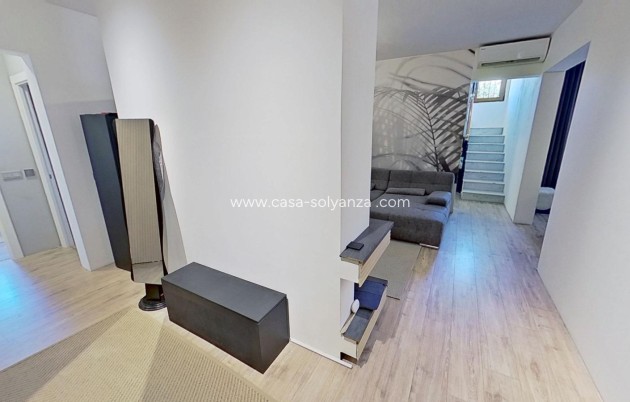 Resale - Villa - Torrevieja - La Siesta
