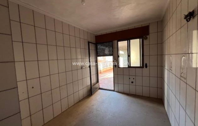 Resale - Townhouse - Catral - Avda Principal