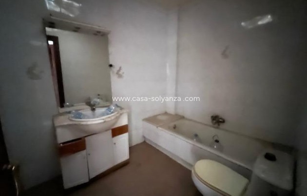 Resale - Townhouse - Catral - Avda Principal