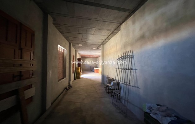 Resale - Townhouse - Catral - Avda Principal