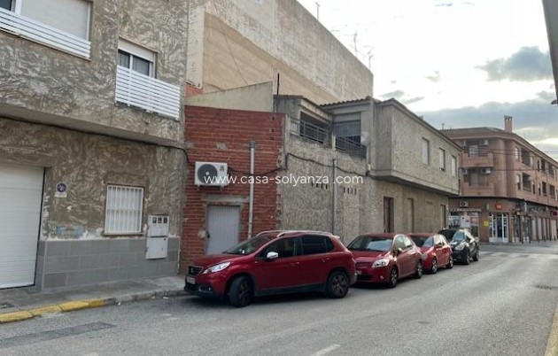 Resale - Townhouse - Catral - Avda Principal