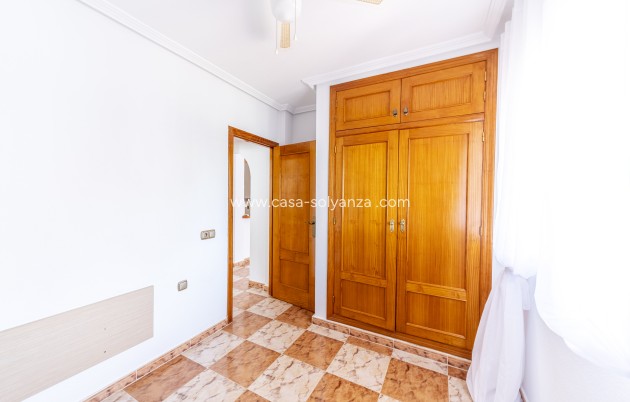 Resale - Villa - Orihuela Costa - La Regia