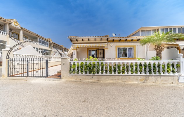 Resale - Villa - Orihuela Costa - La Regia