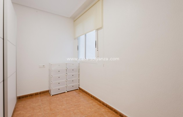 Resale - Apartment / flat - Torrevieja - Center