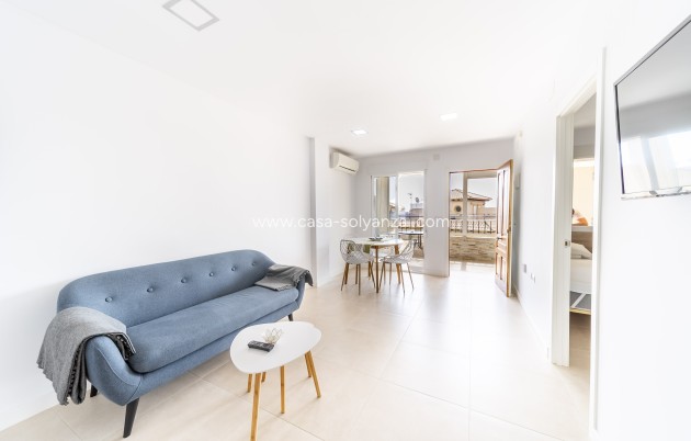 Resale - Apartment / flat - Torrevieja - Punta Prima