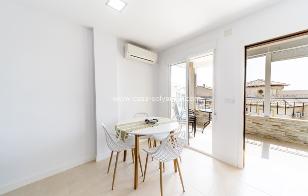 Resale - Apartment / flat - Torrevieja - Punta Prima