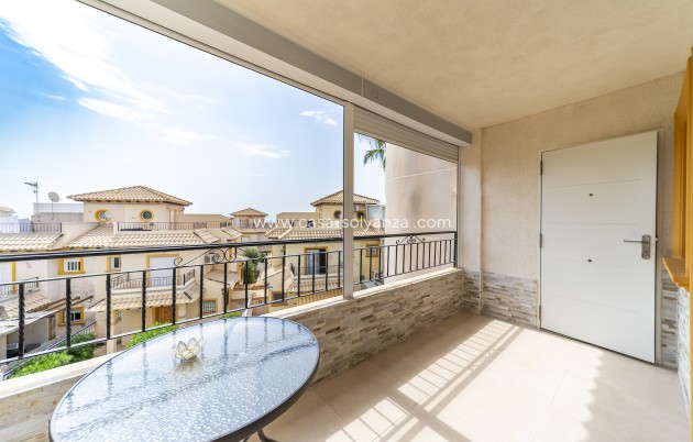 Resale - Apartment / flat - Torrevieja - Punta Prima