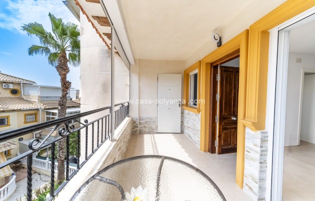 Resale - Apartment / flat - Torrevieja - Punta Prima