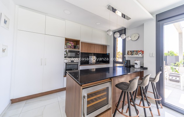 Resale - Villa - Orihuela Costa - Lomas de Cabo Roig