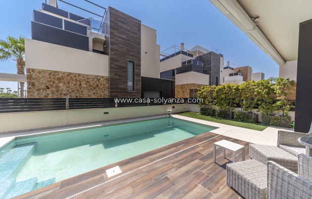 Resale - Villa - Orihuela Costa - Lomas de Cabo Roig