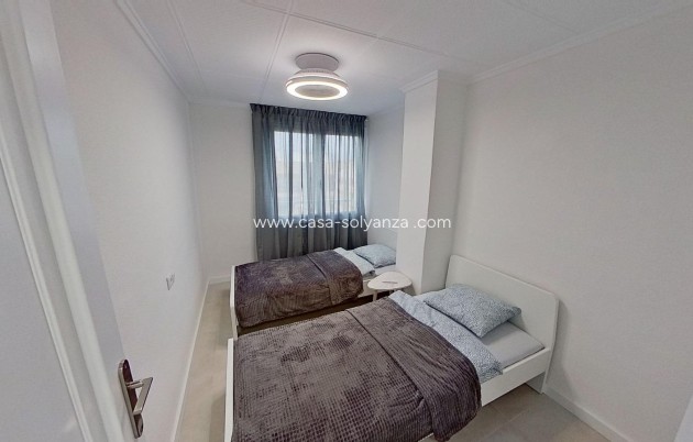 Resale - Apartment / flat - Torrevieja - Costa Blanca