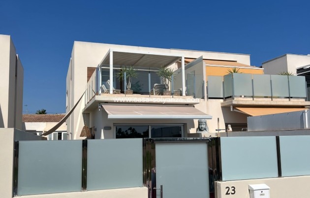 Resale - Villa - Daya Nueva - Costa Blanca