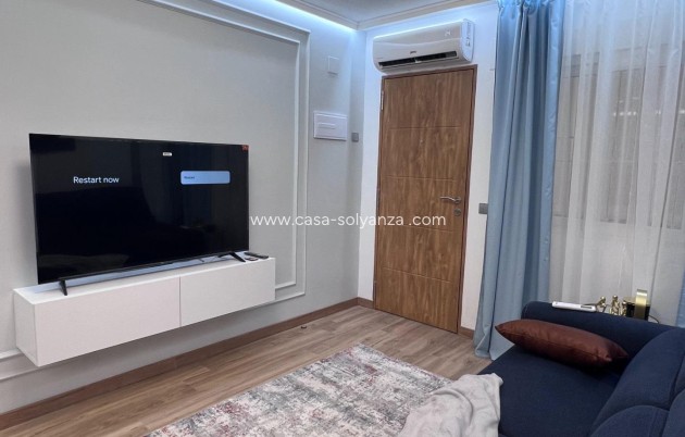 Resale - Bungalow - Torrevieja - Center