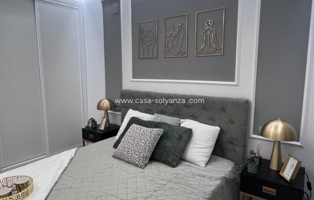 Resale - Bungalow - Torrevieja - Center