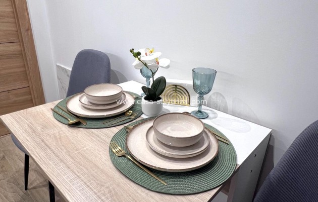 Resale - Bungalow - Torrevieja - Center