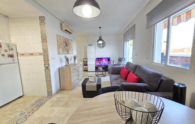 Resale - Apartment / flat - Torrevieja - Center