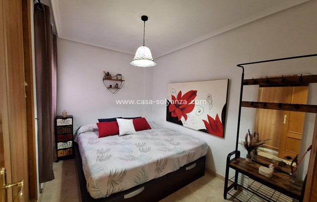 Resale - Apartment / flat - Torrevieja - Center