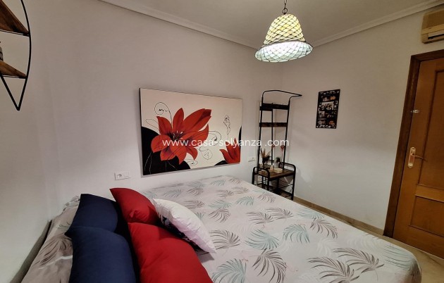 Resale - Apartment / flat - Torrevieja - Center