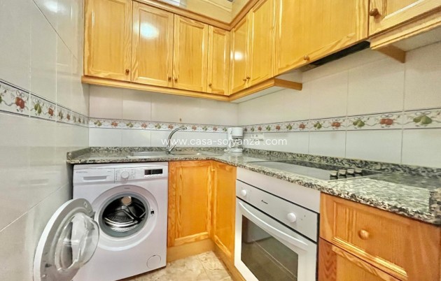 Resale - Apartment / flat - Torrevieja - PARQUE DE LAS NACIONES