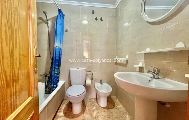Resale - Apartment / flat - Torrevieja - PARQUE DE LAS NACIONES