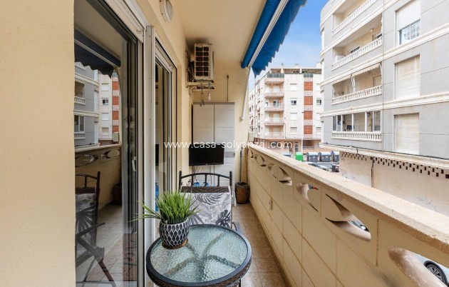 Resale - Apartment / flat - Torrevieja - Playa del Cura