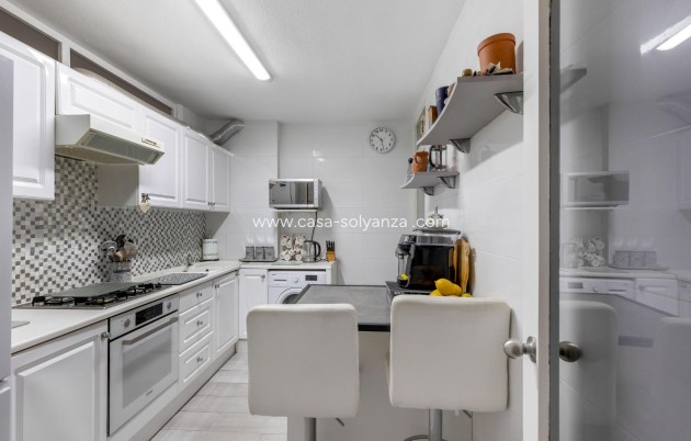 Resale - Apartment / flat - Torrevieja - Playa del Cura