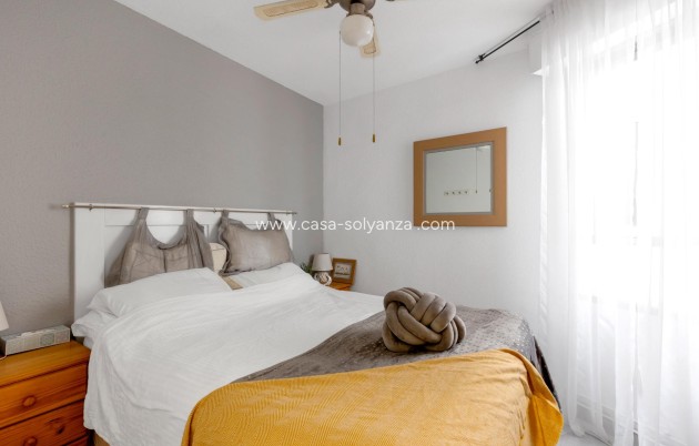 Resale - Apartment / flat - Torrevieja - Playa del Cura