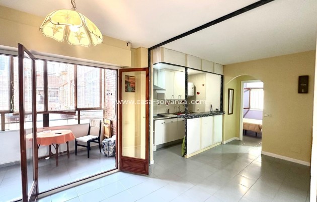 Resale - Apartment / flat - Torrevieja - Acequion