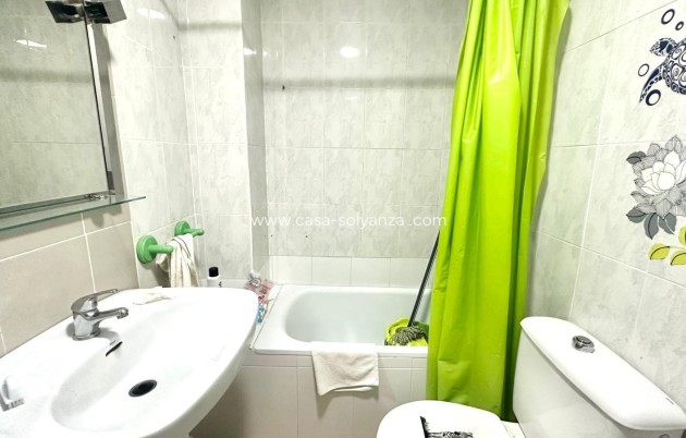 Resale - Apartment / flat - Torrevieja - Acequion