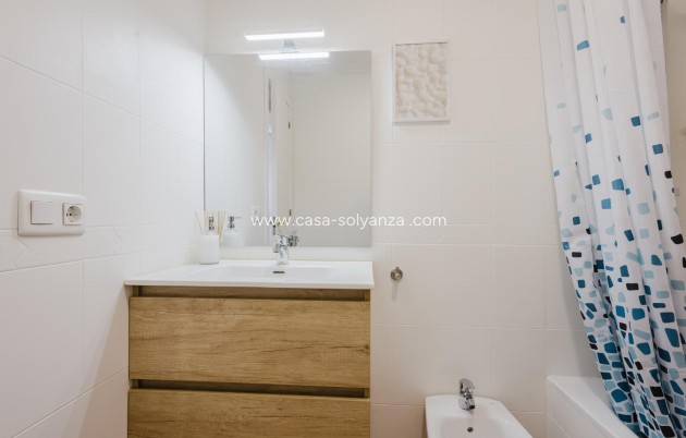 Resale - Apartment / flat - Torrevieja - Costa Blanca