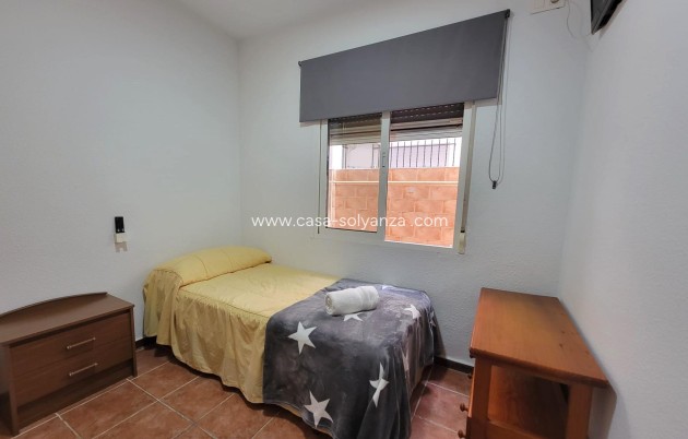 Resale - Bungalow - Torrevieja - Playa de los Locos