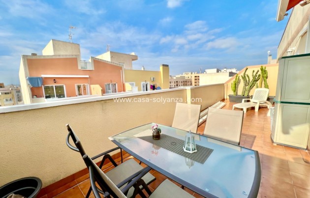 Resale - Apartment / flat - Torrevieja - Center