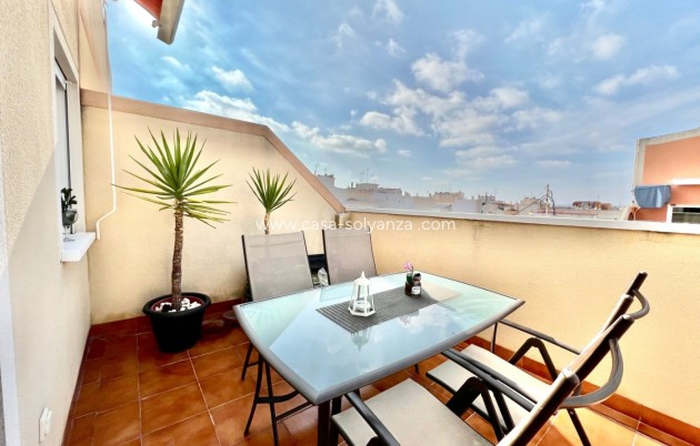 Resale - Apartment / flat - Torrevieja - Center