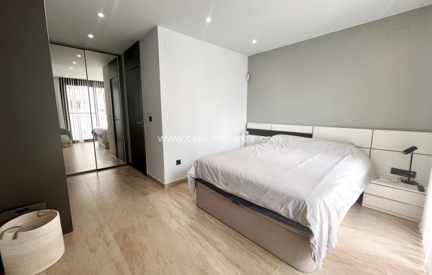 Resale - Villa - Villamartin - Costa Blanca