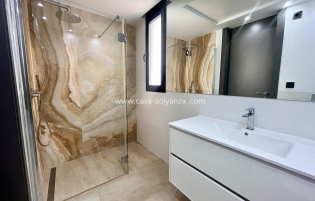 Resale - Villa - Villamartin - Costa Blanca