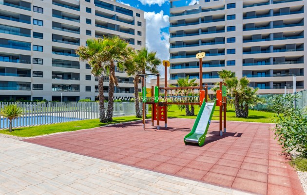 Resale - Apartment / flat - Punta Prima - Costa Blanca