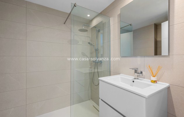Resale - Apartment / flat - Punta Prima - Costa Blanca