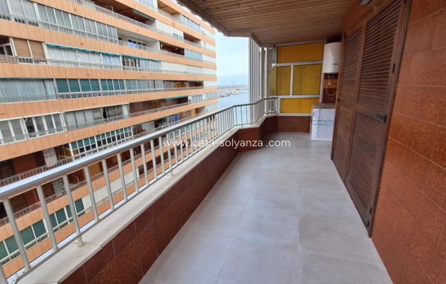 Resale - Apartment / flat - Torrevieja - Playa del Acequión