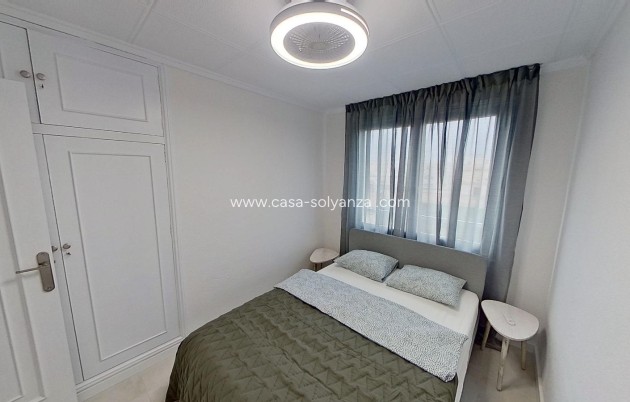 Resale - Apartment / flat - Torrevieja - Playa del Acequión