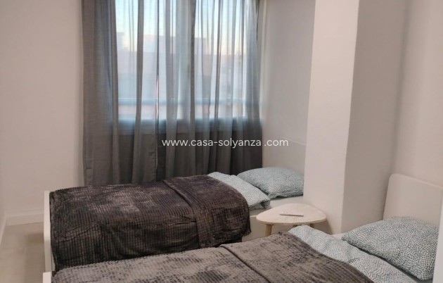 Resale - Apartment / flat - Torrevieja - Playa del Acequión