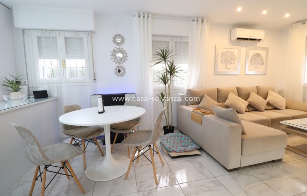 Resale - Villa - Orihuela Costa - La Florida