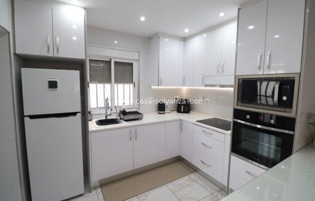Resale - Villa - Orihuela Costa - La Florida