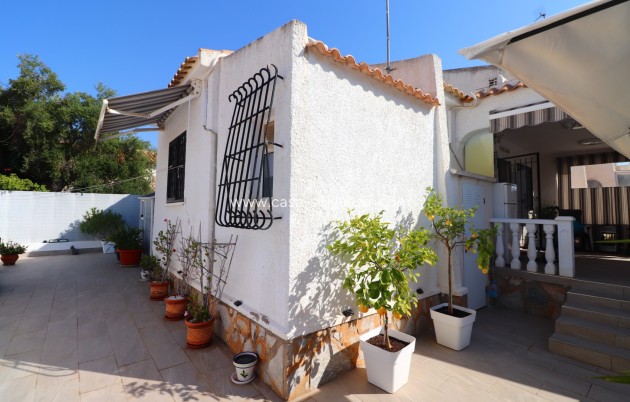 Resale - Villa - Orihuela Costa - La Florida