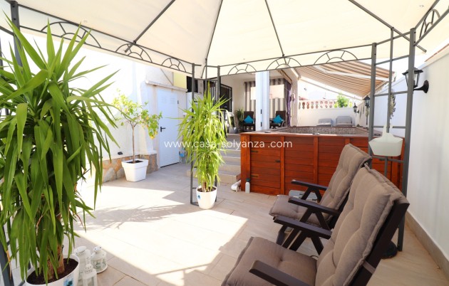 Resale - Villa - Orihuela Costa - La Florida